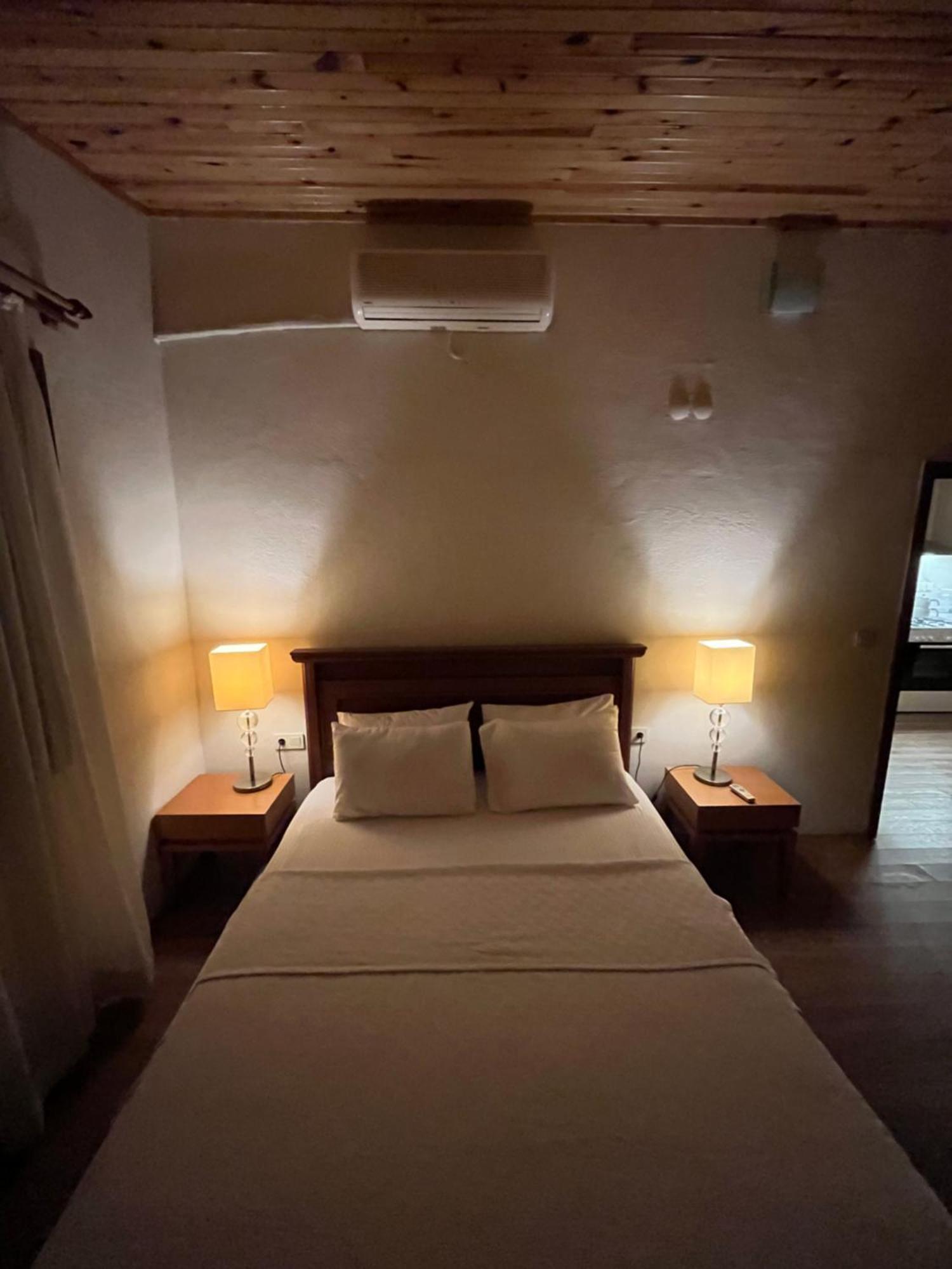 Kibala Hotel Чирали Екстериор снимка