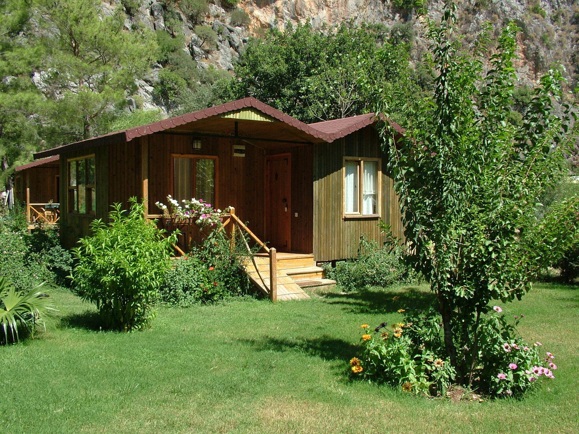 Kibala Hotel Чирали Екстериор снимка