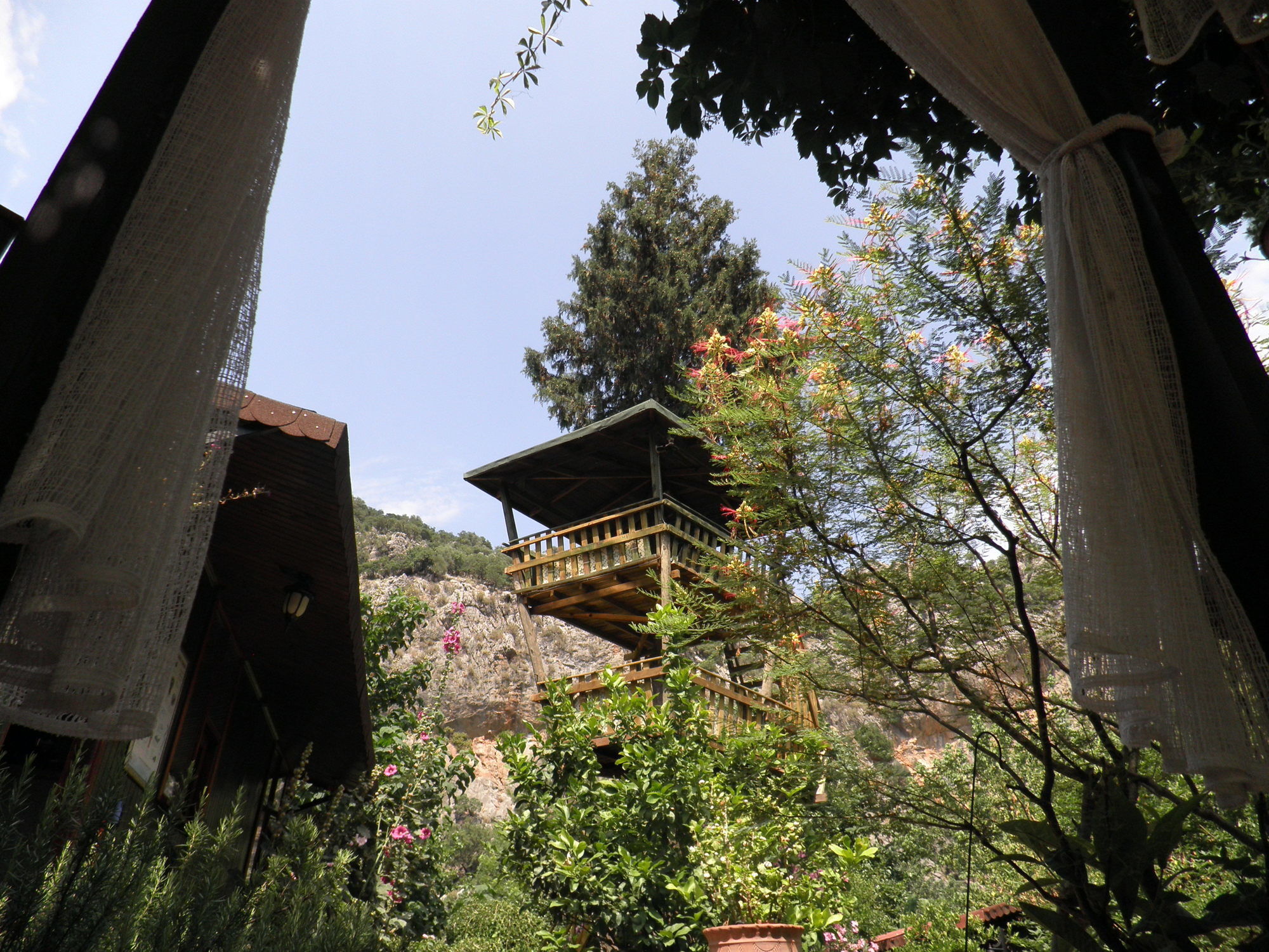 Kibala Hotel Чирали Екстериор снимка
